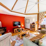 Heads Nook Hall Сasa de vacaciones *